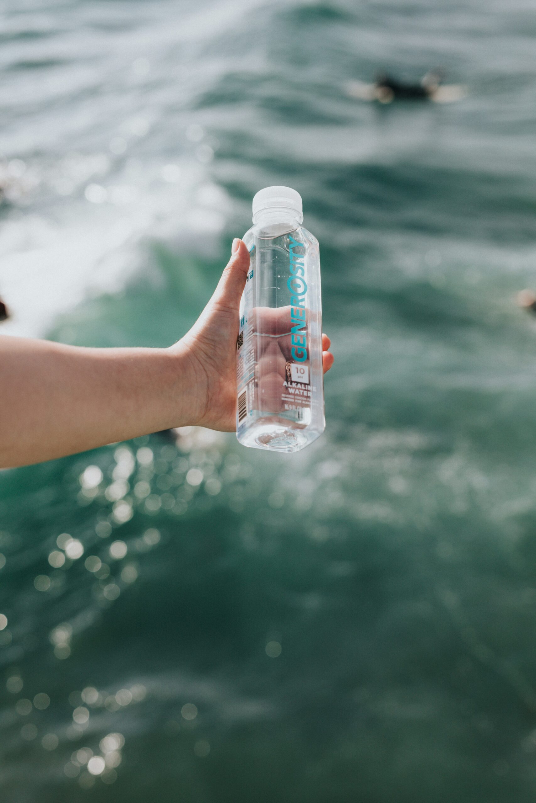 The Ultimate 4-Tier Water Filtration Guide: How to Actually Remove Microplastics and PFAS